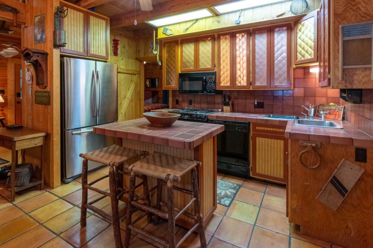 Creekside Bunkhouse Βίλα Whittier Εξωτερικό φωτογραφία