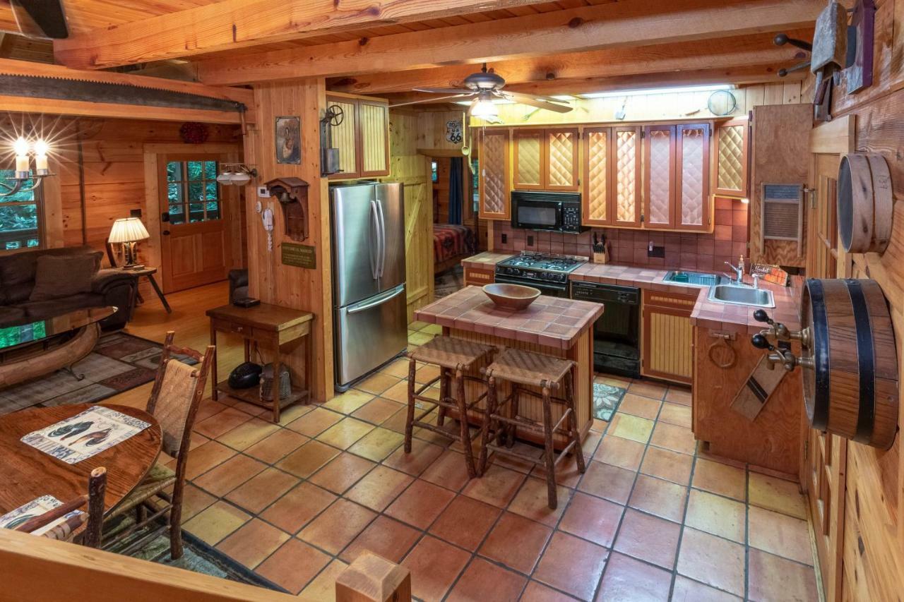 Creekside Bunkhouse Βίλα Whittier Εξωτερικό φωτογραφία
